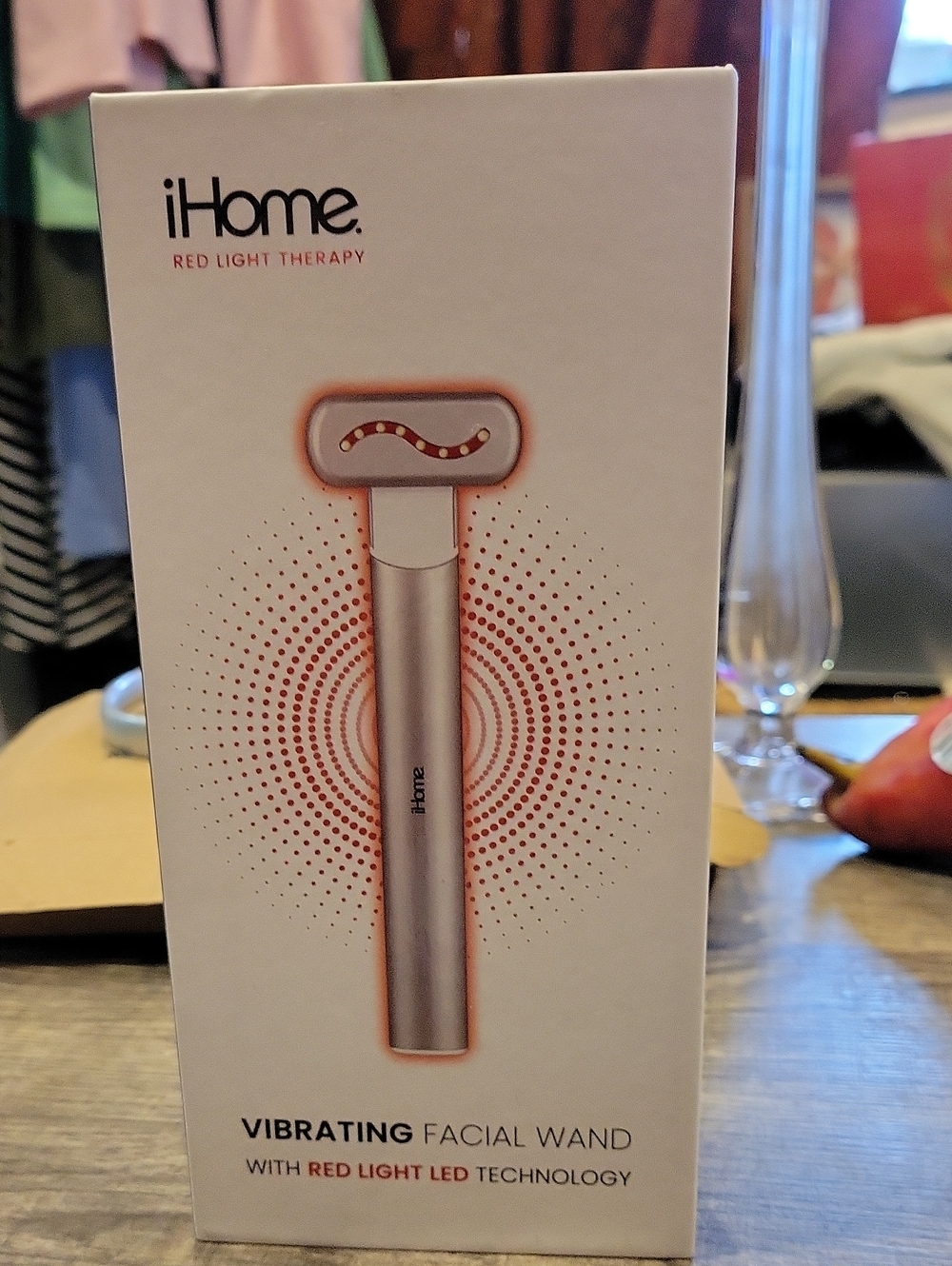 iHome Vibrating Red Light Wand,NEW